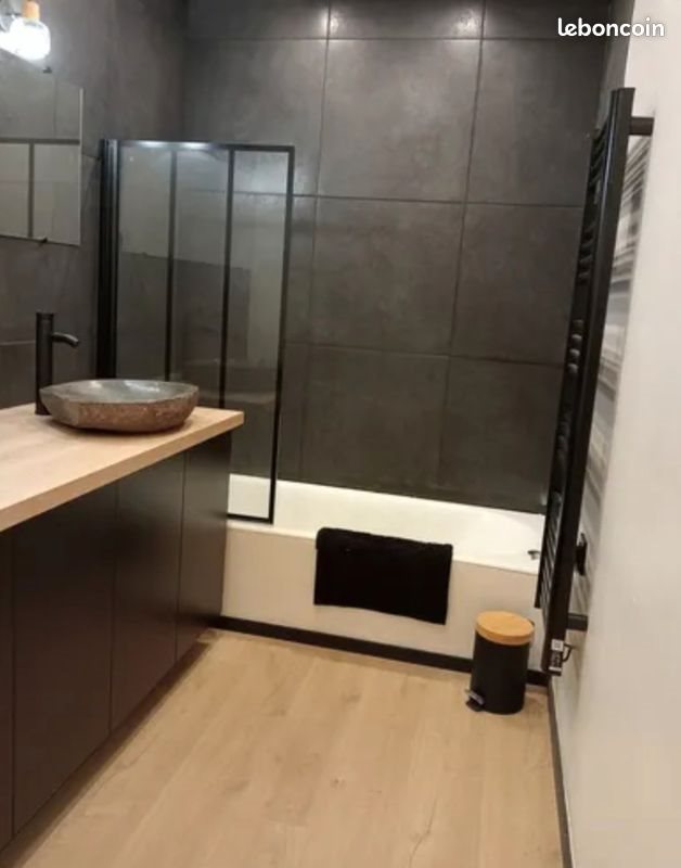Appartement à louer, 70m², Thônes