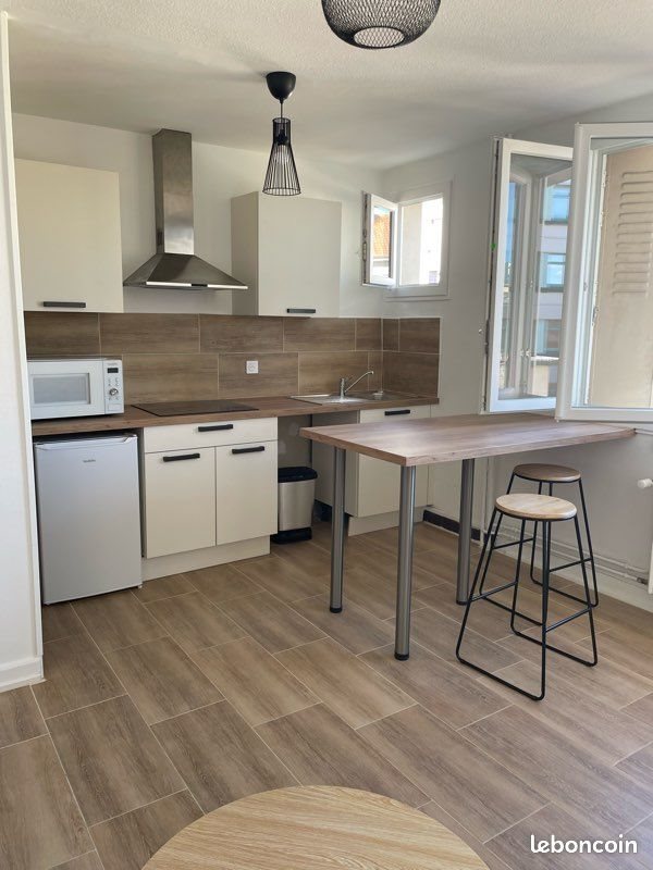 Appartement à louer, 26m², Valence