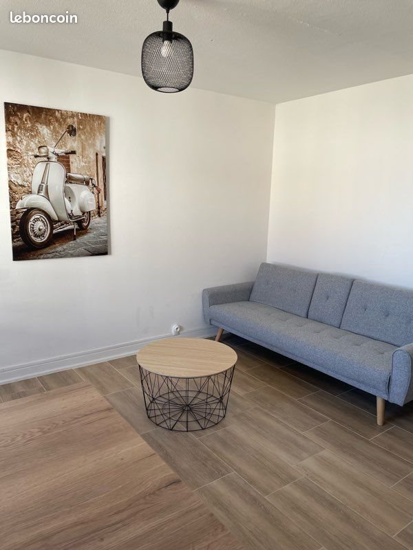 Appartement à louer, 26m², Valence