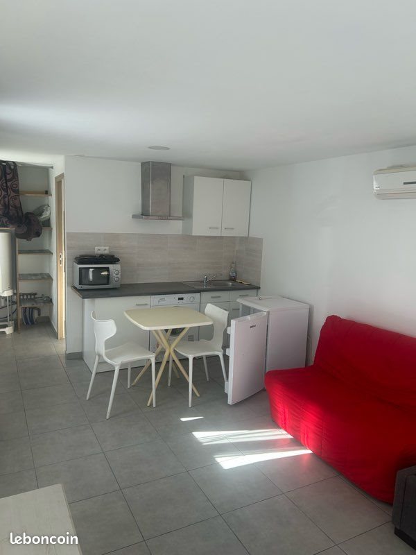 Appartement à louer, 26m², Nîmes
