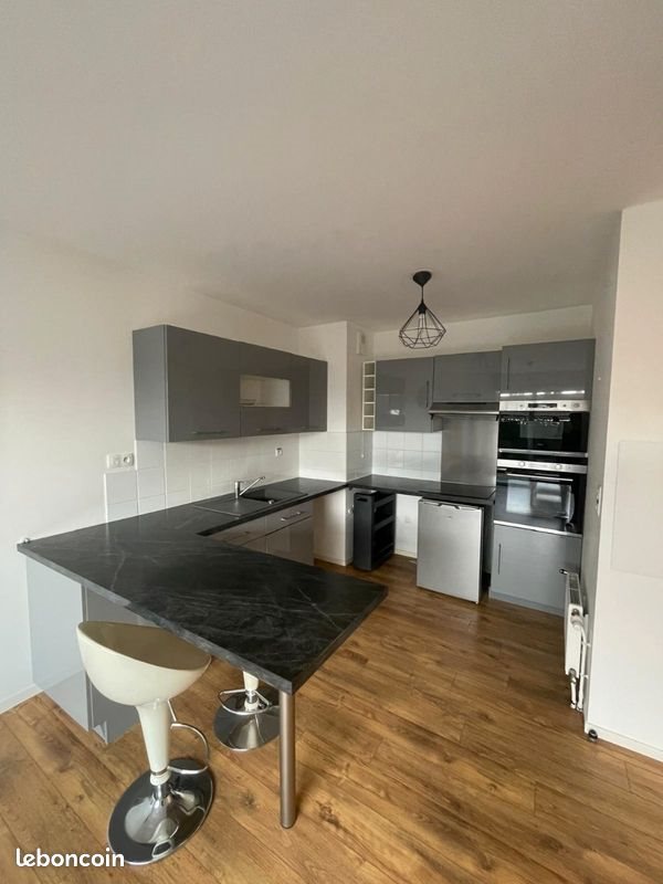 Appartement à louer, 43m², Montfort-sur-Meu