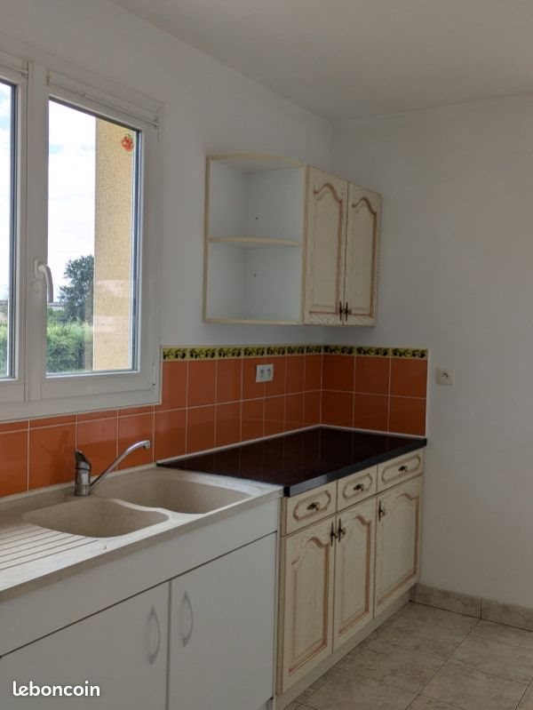 Maison à louer, 119m², Vivoin