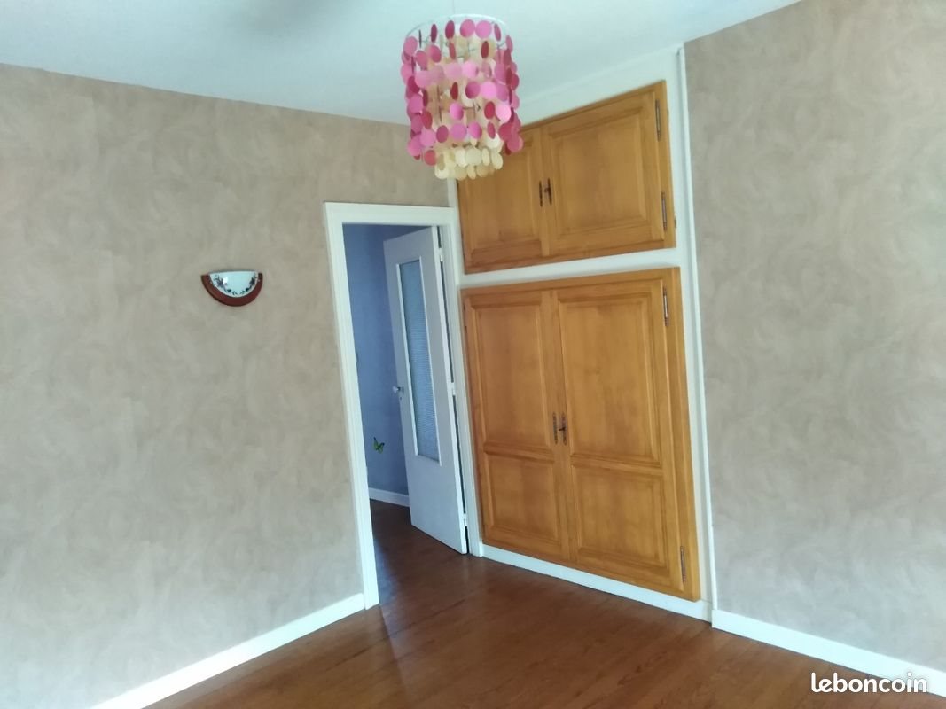 Appartement à louer, 110m², Montreux-Château