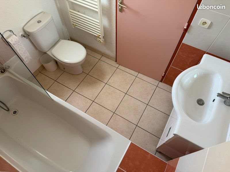 Maison à louer, 52m², Signes