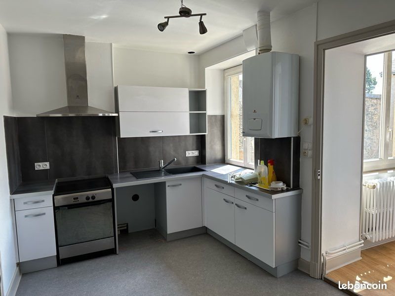 Appartement à louer, 100m², Villedieu-sur-Indre