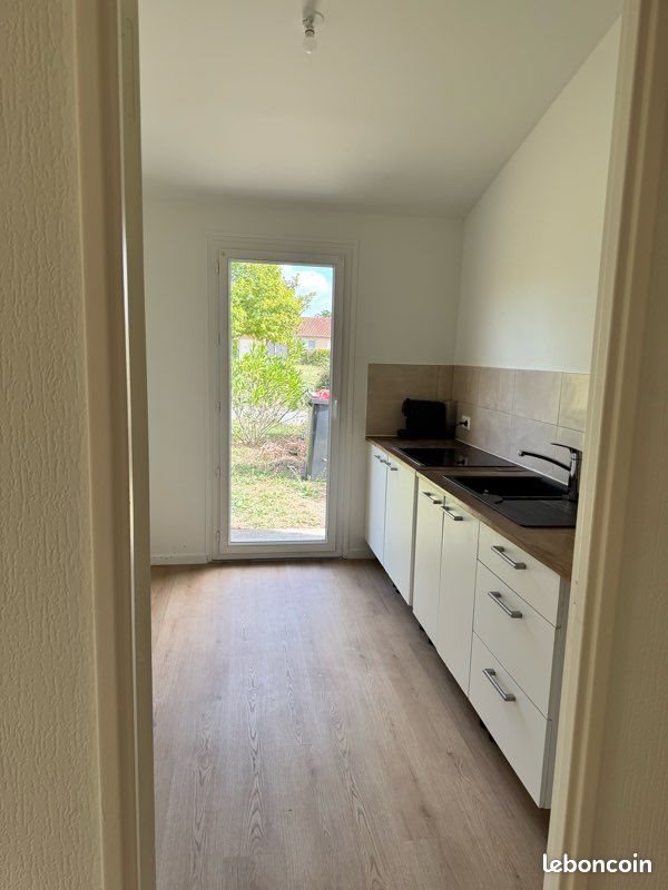 Maison à louer, 74m², Nérigean
