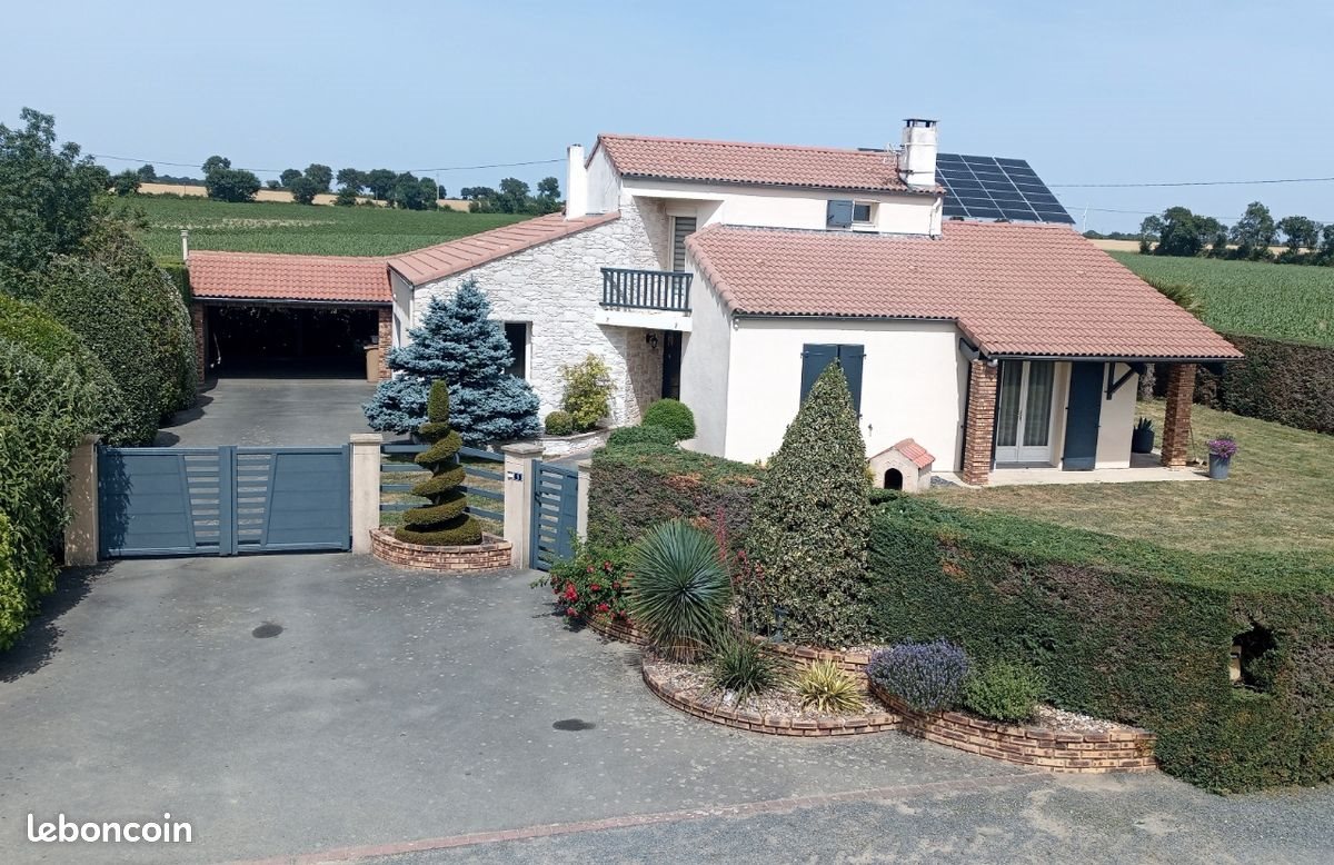 Maison à vendre, 140m², Le May-sur-Evre