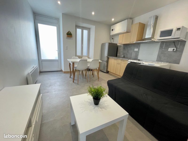 Appartement à louer, 30m², Millau