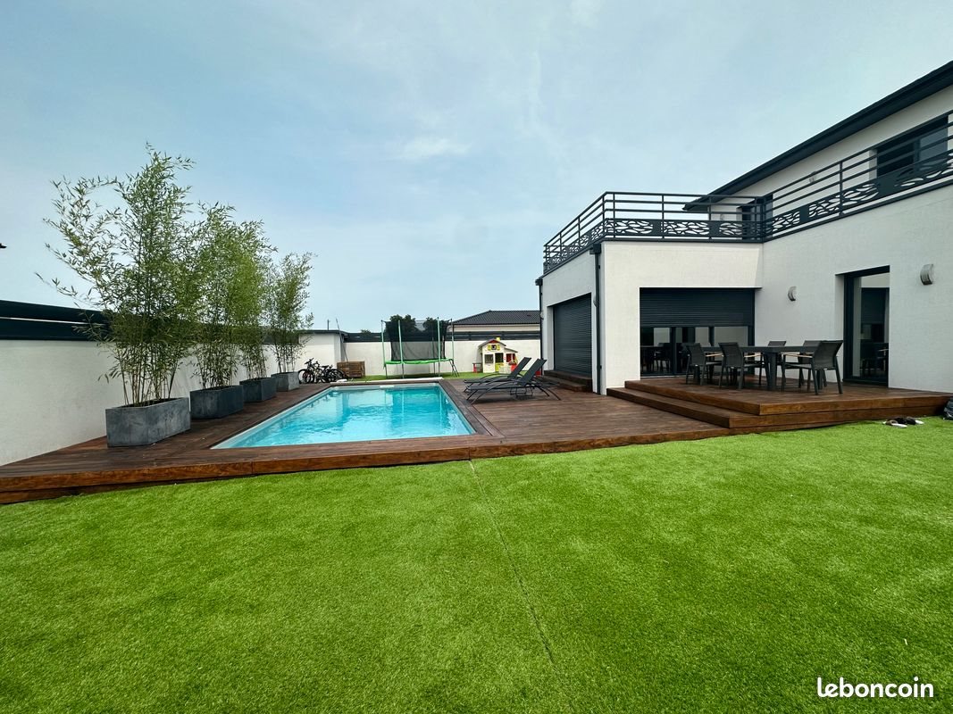 Maison à louer, 160m², Ambarès-et-Lagrave