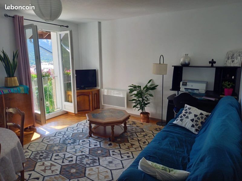 Appartement à louer, 65m², Seyne (Le Grand Puy)