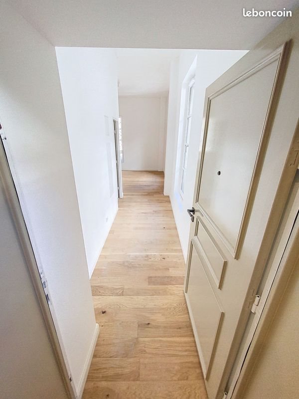 Appartement à louer, 64m², Nîmes