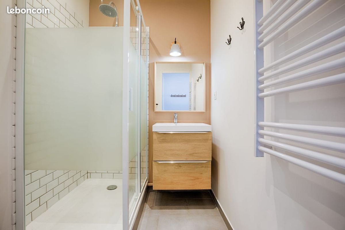 Appartement à louer, 33m², Marseille 6ème