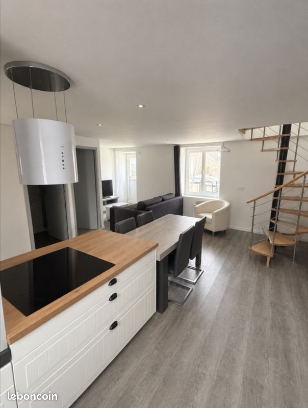 Maison à louer, 60m², Saint-Carreuc