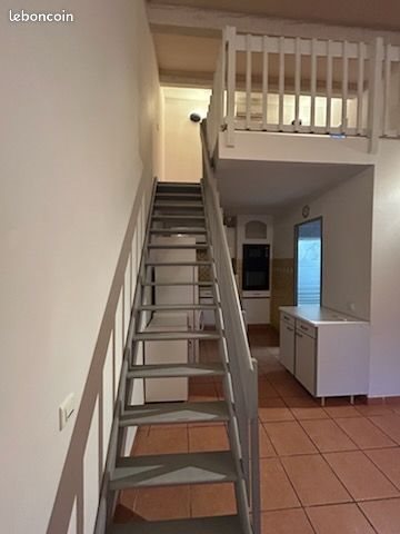 Appartement à louer, 55m², Solaro