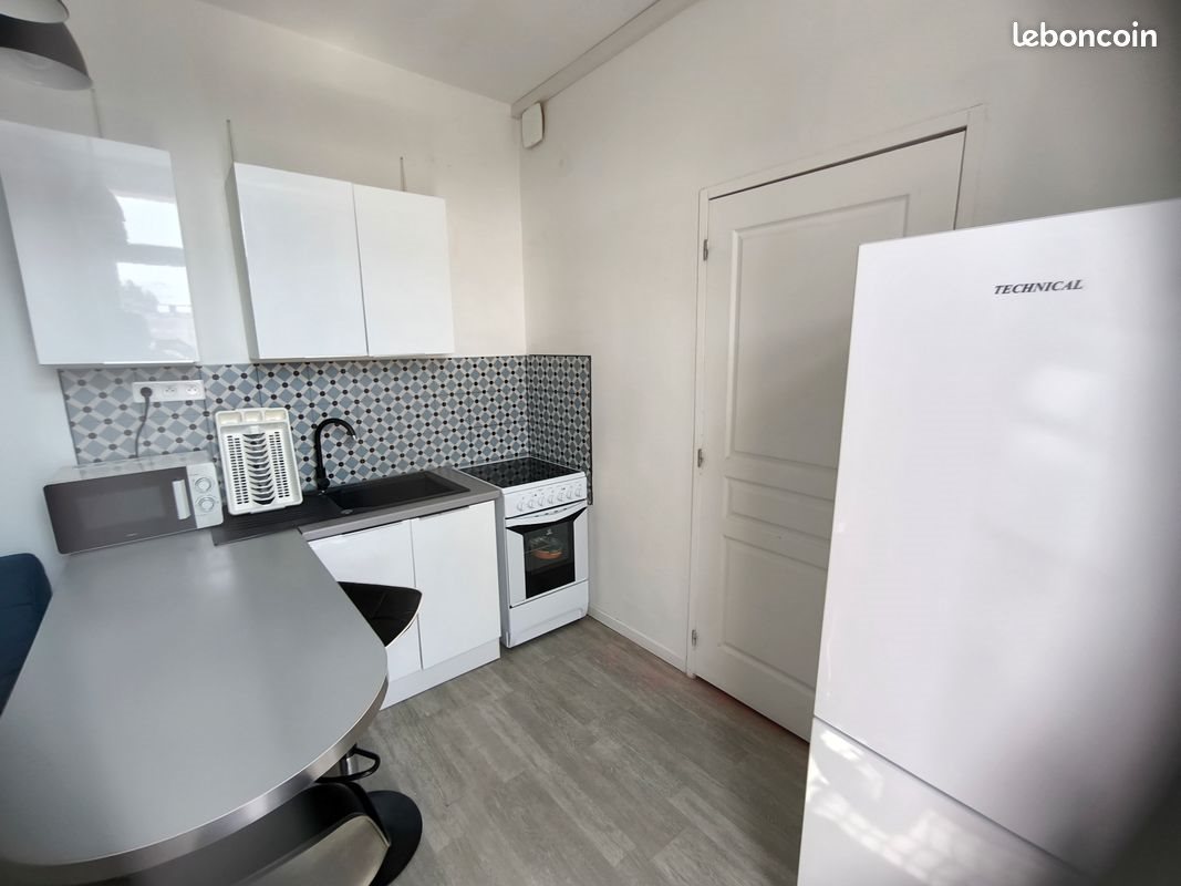 Appartement à louer, 25m², Niort