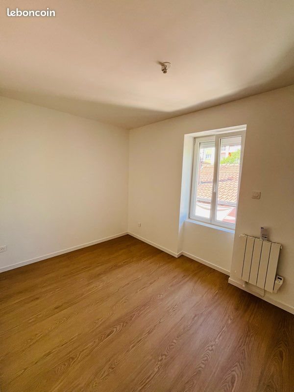 Appartement à louer, 40m², Saint-Etienne