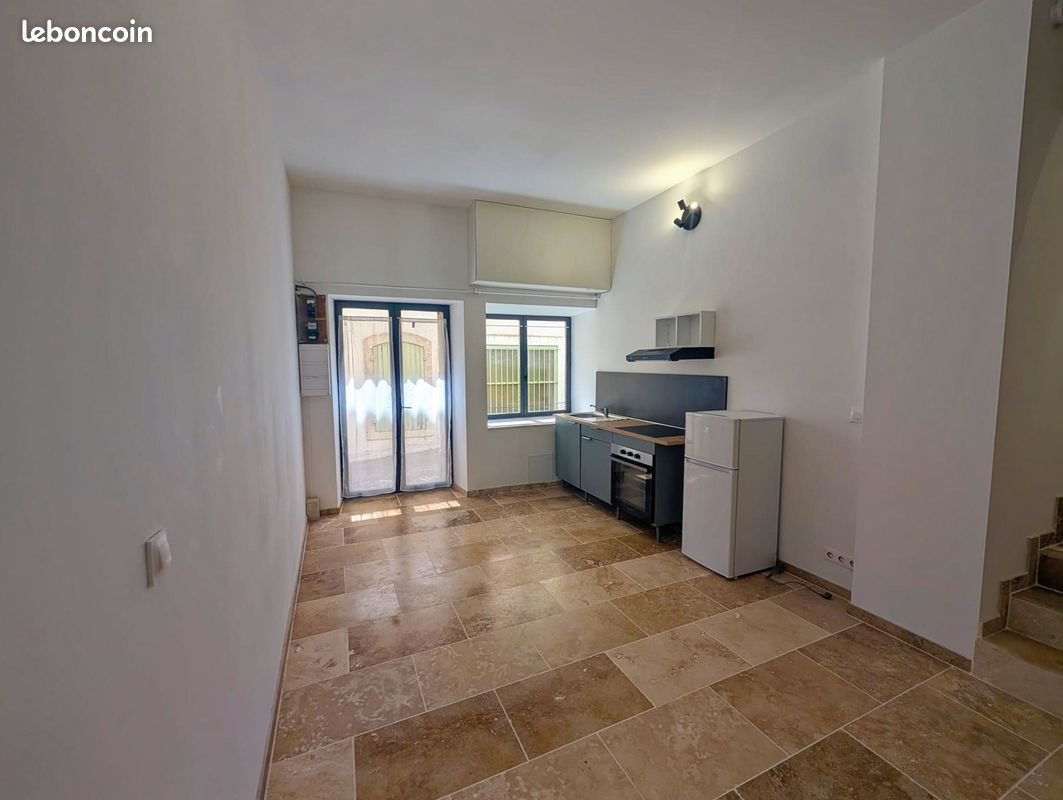 Appartement à louer, 32m², Plaissan