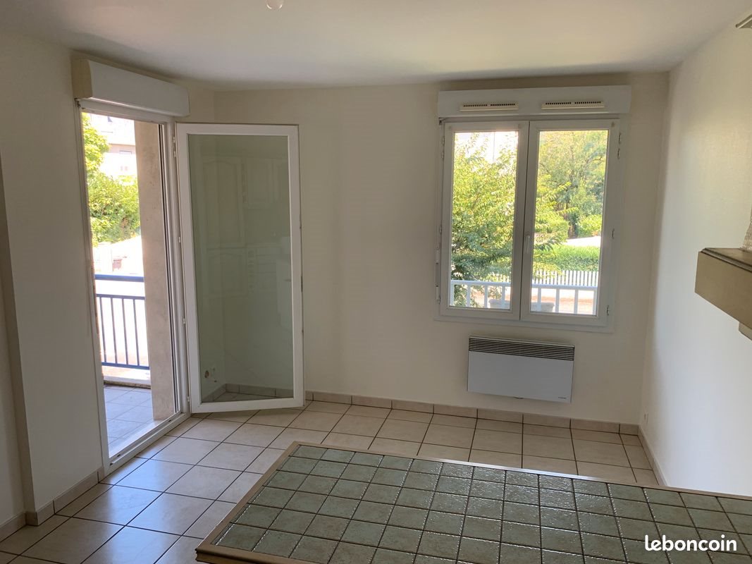 Appartement à louer, 38m², Argentat