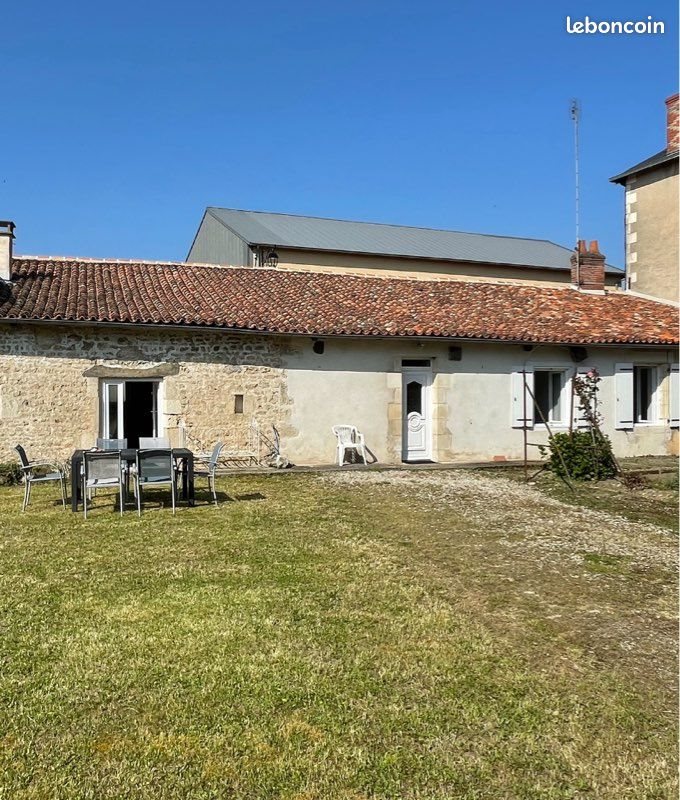 Maison à louer, 75m², Usson-du-Poitou
