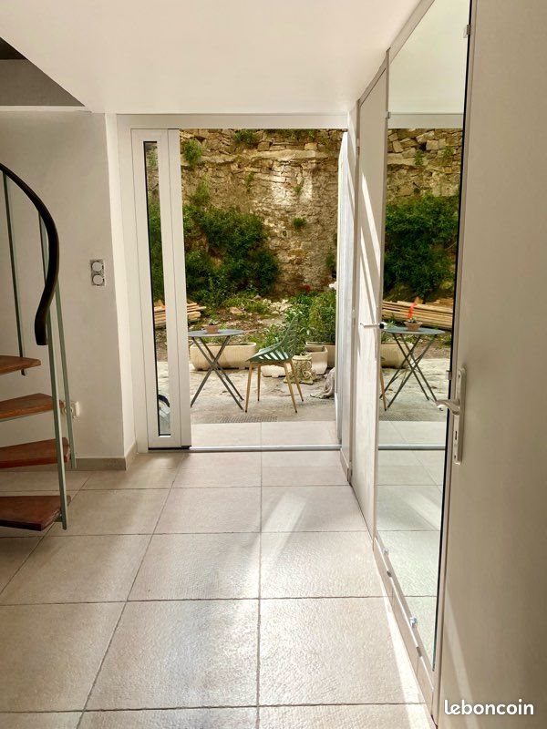 Appartement à louer, 70m², Bastia