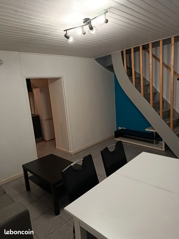 Maison à louer, 60m², Thiers