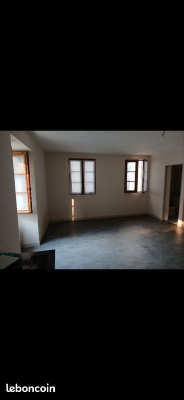 Appartement à louer, 28m², Argentat