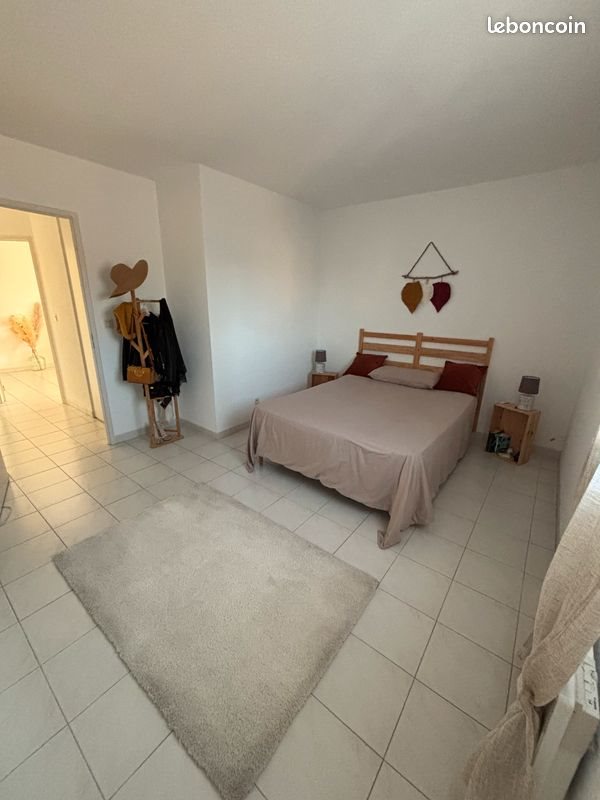 Appartement à louer, 56m², Jonquières