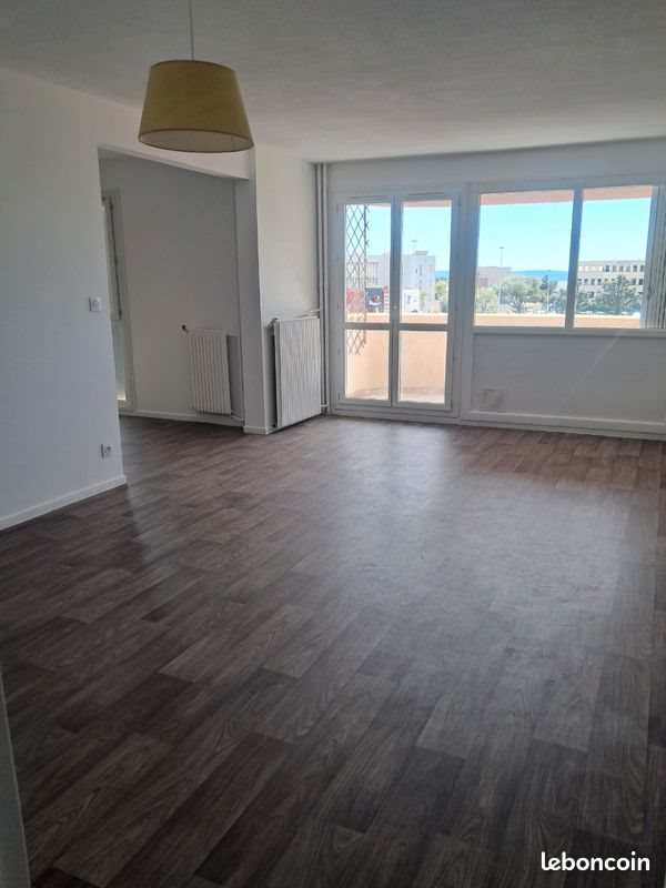 Appartement à louer, 69m², Vitrolles
