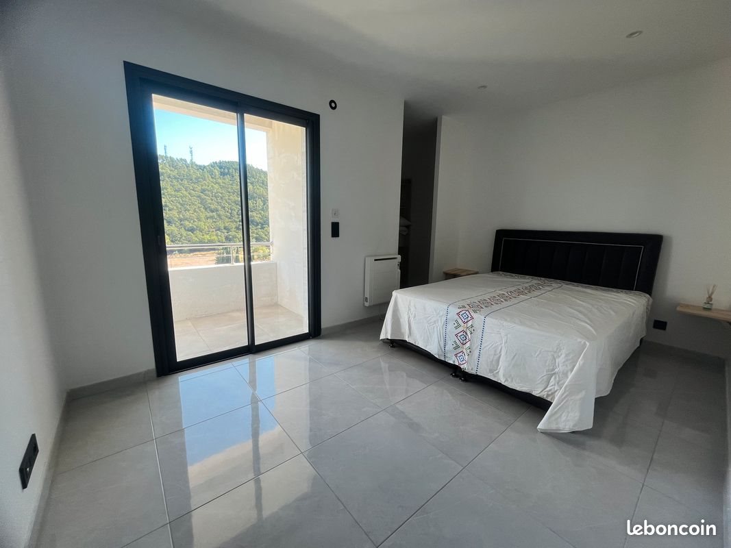 Maison à louer, 114m², Vidauban