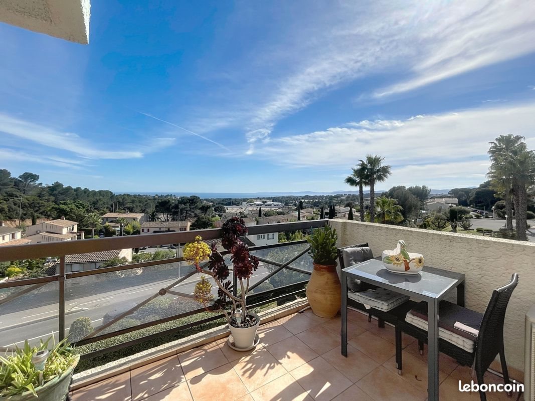 Appartement à louer, 65m², Saint-Raphaël