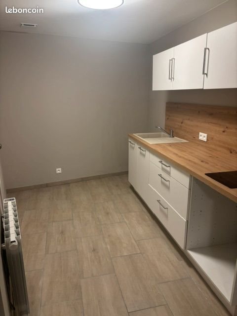 Appartement à louer, 29m², La Loupe