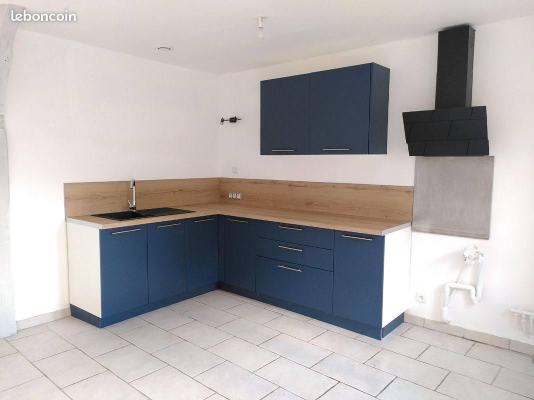 Maison à louer, 50m², Thorigny-sur-Oreuse