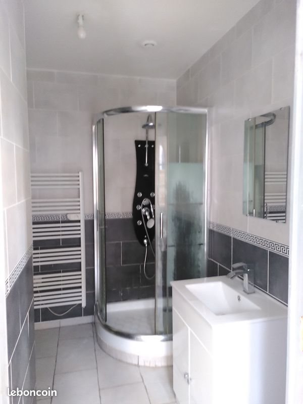 Maison à louer, 50m², Thorigny-sur-Oreuse