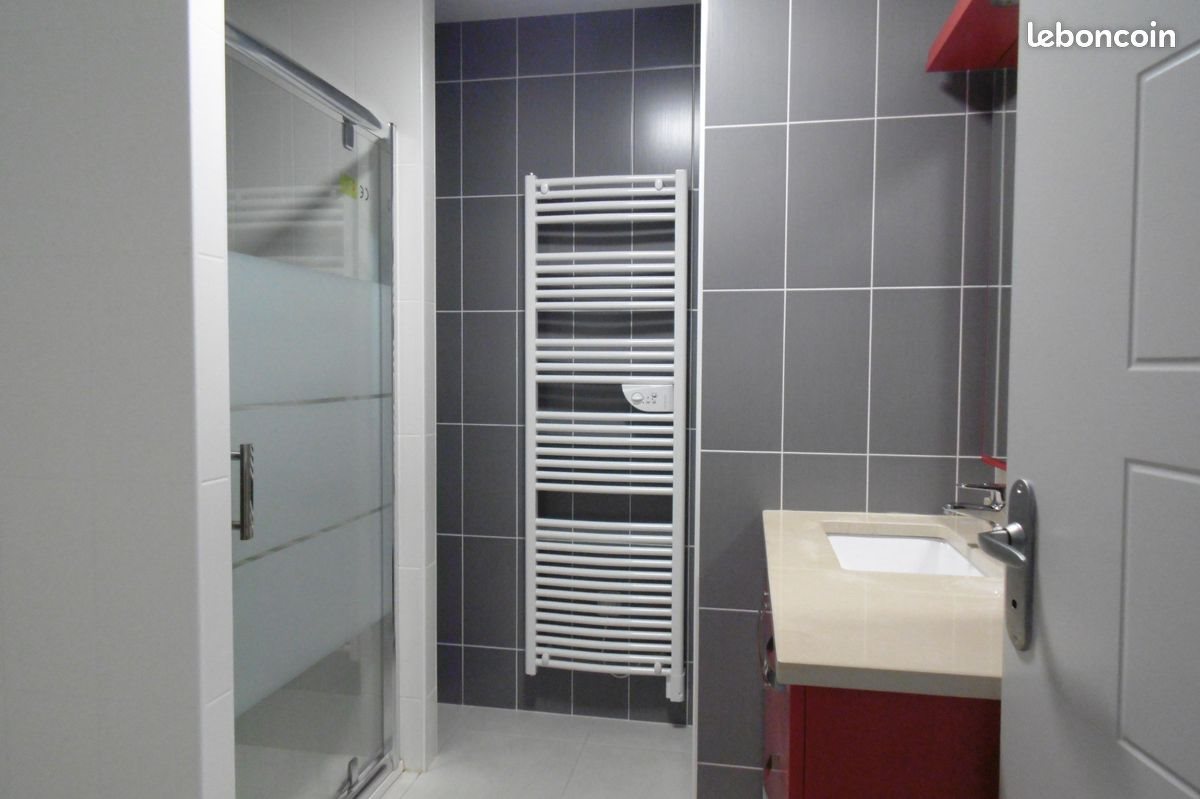 Appartement à louer, 65m², Lafox