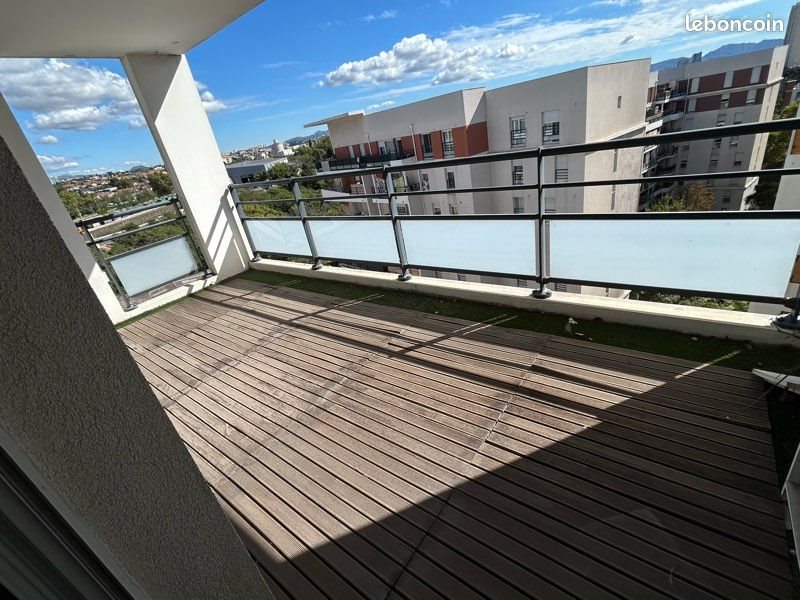 Appartement à louer, 40m², Marseille 15ème