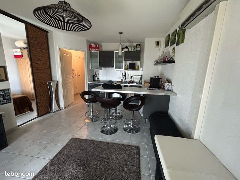 Appartement à louer, 40m², Marseille 15ème