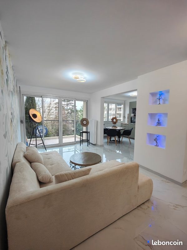 Appartement à louer, 65m², Sainte-Foy-lès-Lyon