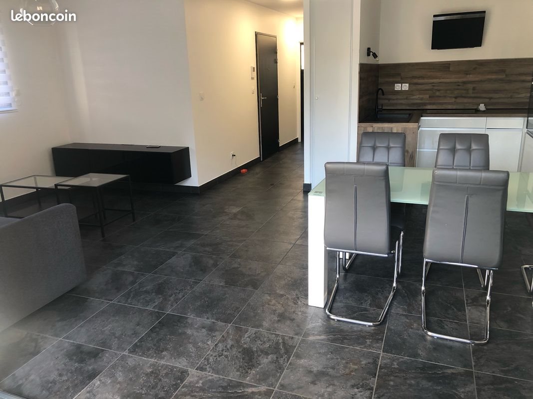 Appartement à louer, 55m², Pusignan