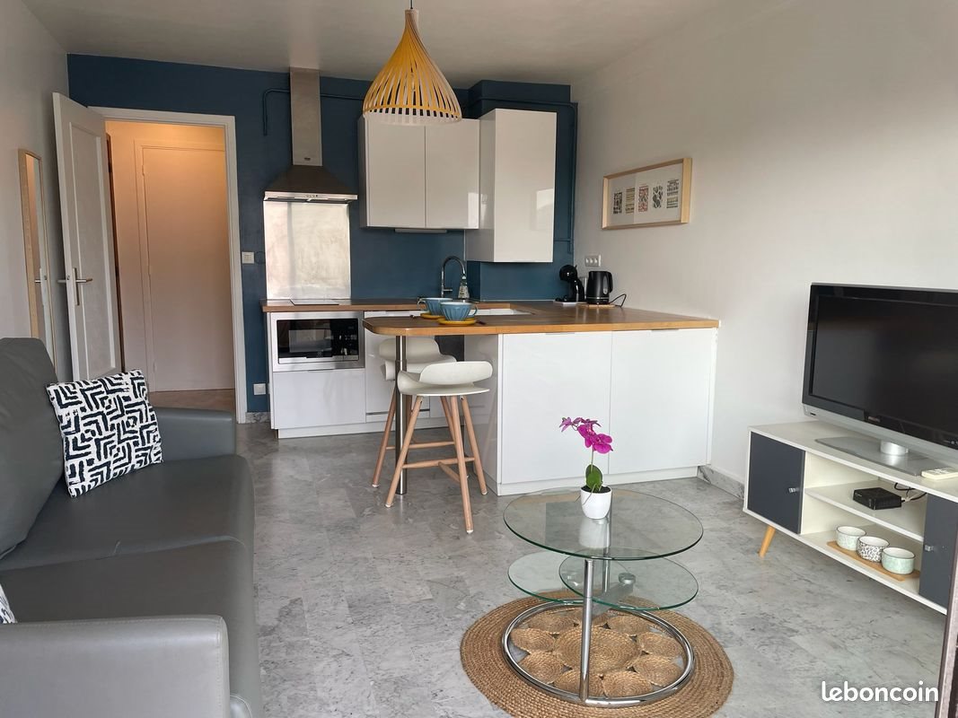 Appartement à louer, 24m², Mandelieu-la-Napoule