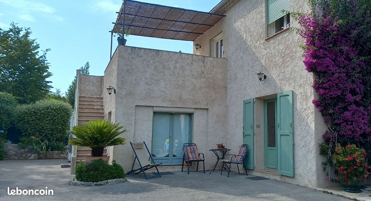Appartement à louer, 35m², Le Rouret