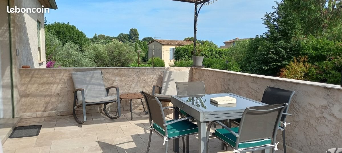 Appartement à louer, 35m², Le Rouret