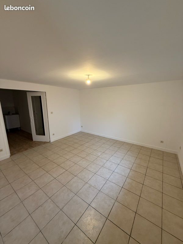 Appartement à louer, 40m², Corbeil-Essonnes