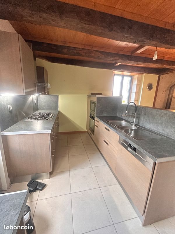 Maison à louer, 110m², Montrem