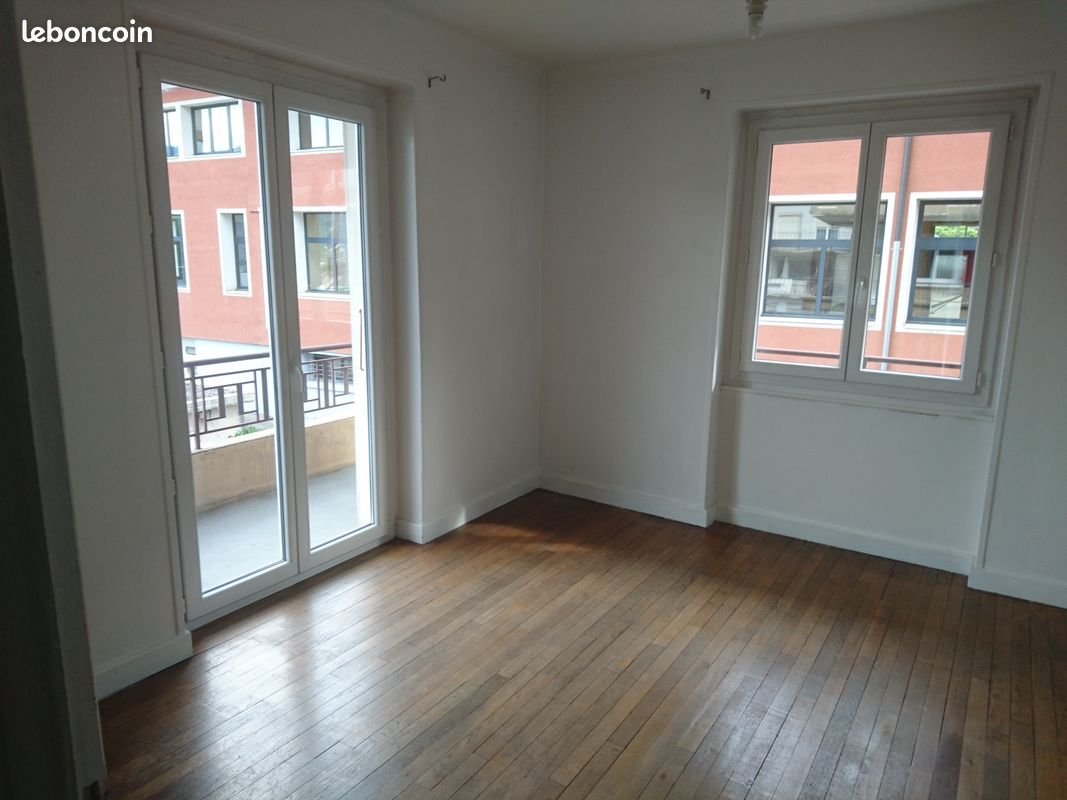 Appartement à louer, 82m², Cluses