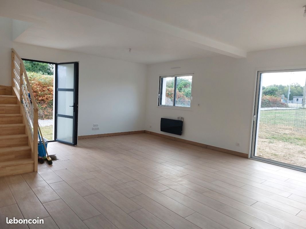 Maison à louer, 108m², Camaret-sur-Mer