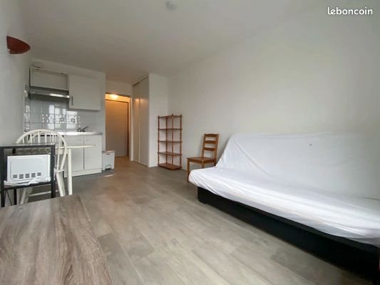 Appartement à louer, 18m², Cergy