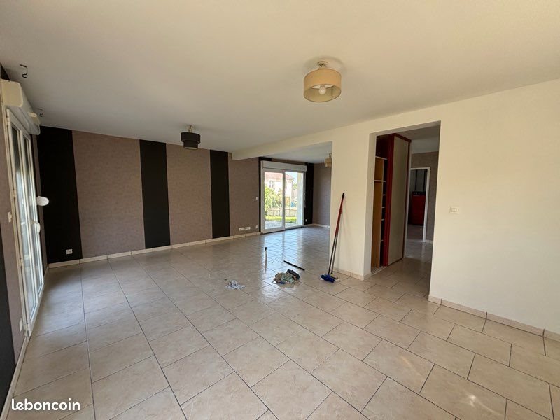Maison à louer, 110m², Void-Vacon