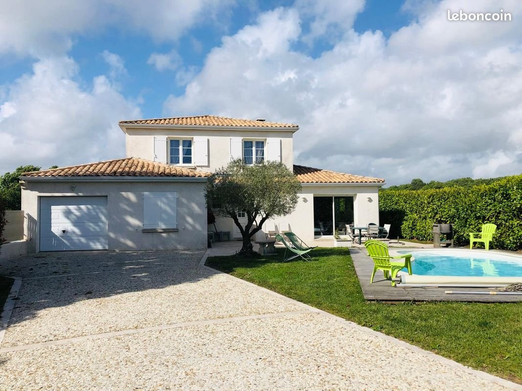 Maison à louer, 140m², Corme-Écluse