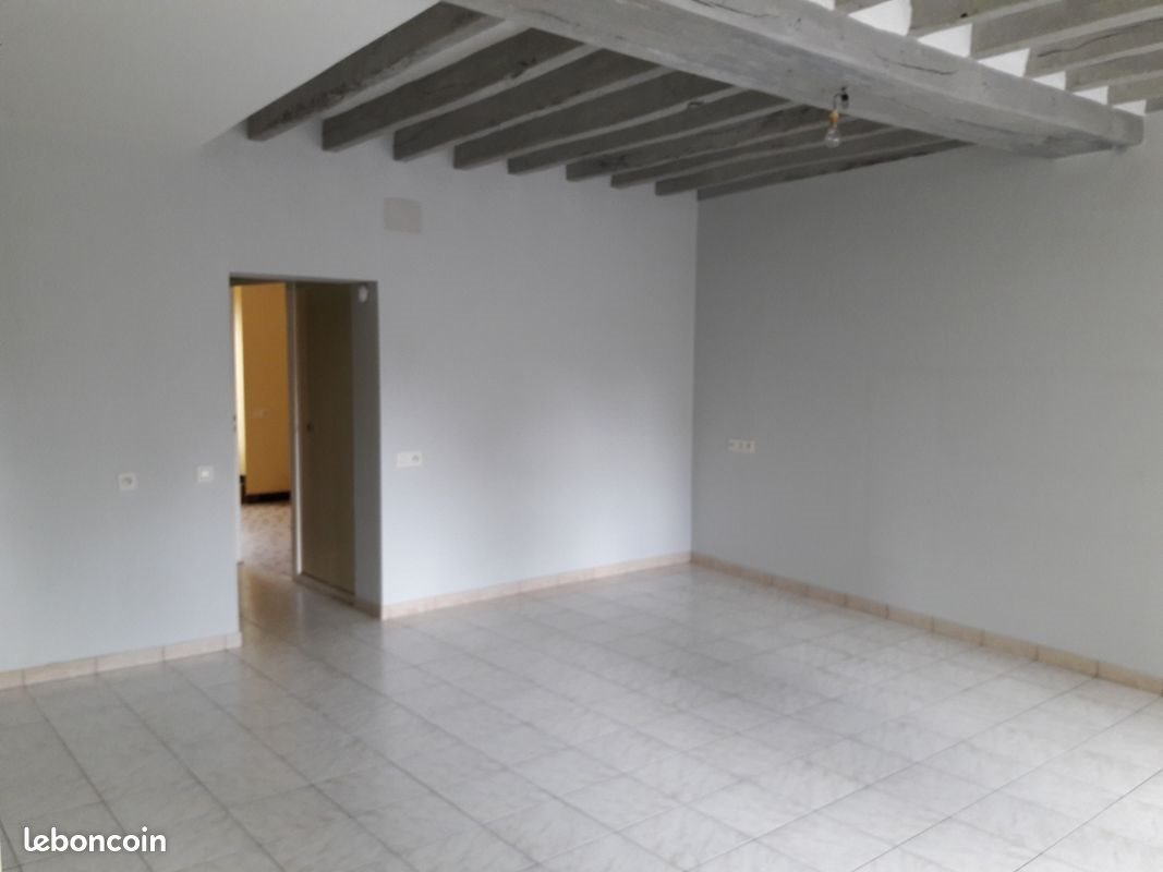 Appartement à louer, 58m², Renazé