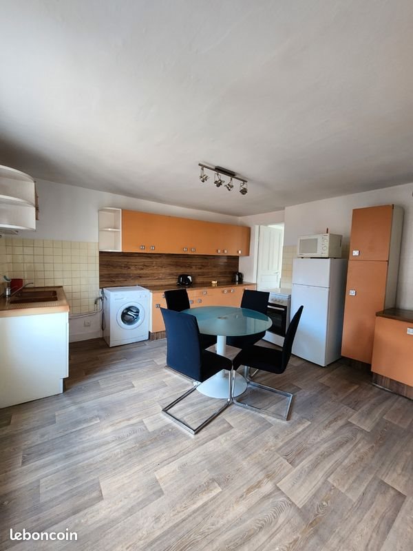 Appartement à louer, 40m², Cours-la-Ville